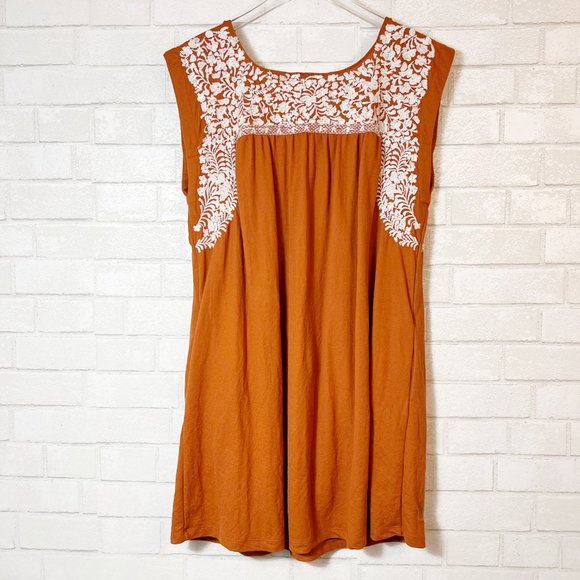 Elegant Sleeveless Orange Dress - Picture 7 of 8